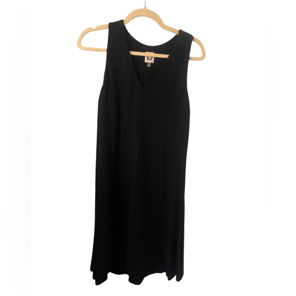 Anne Klein Black Sleeveless V-Neck Dress Size M NWOT